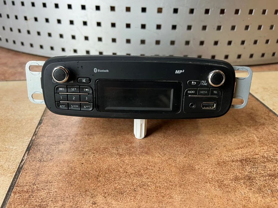 RADIO MP3 RENAULT CLIO IV TWINGO 281154149R