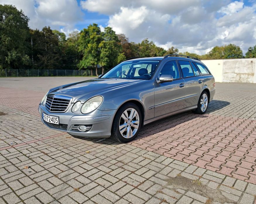 Mercedes-Benz Klasa E Mercedes-Benz E-Klasa W211 z 2008 roku, silnik 2.2 CDI 170 KM