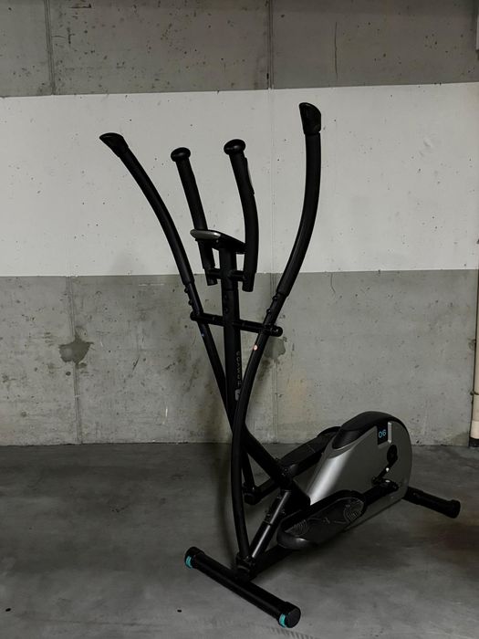 Bicicleta elíptica da marca Domyos Essential + 06