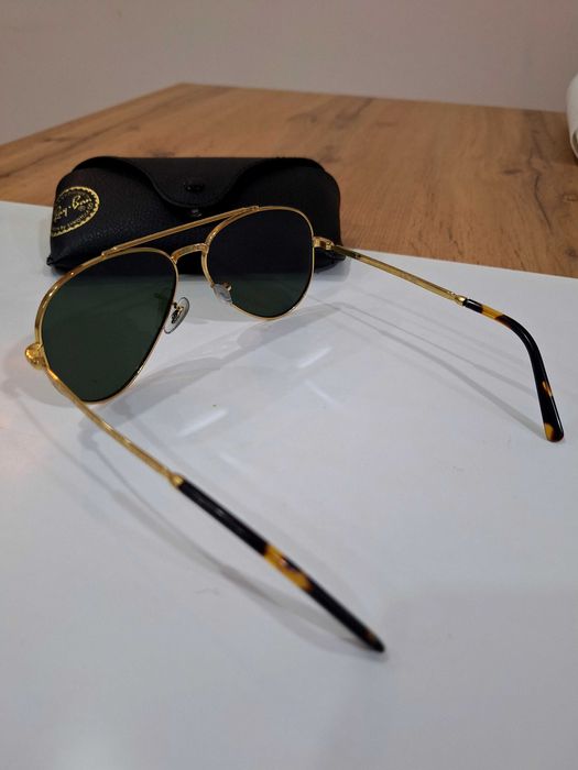 Oculos de sol novos