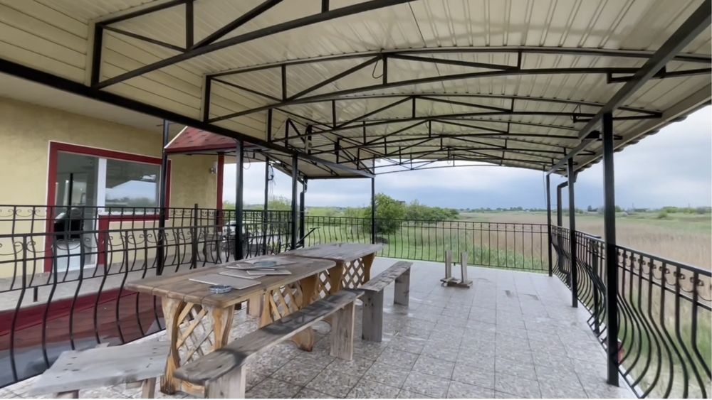 Продаж Заміський Будинок