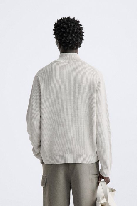 НОВИЙ З БІРКАМИ світло сірий светр ZARA чоловічий з блискавкою L