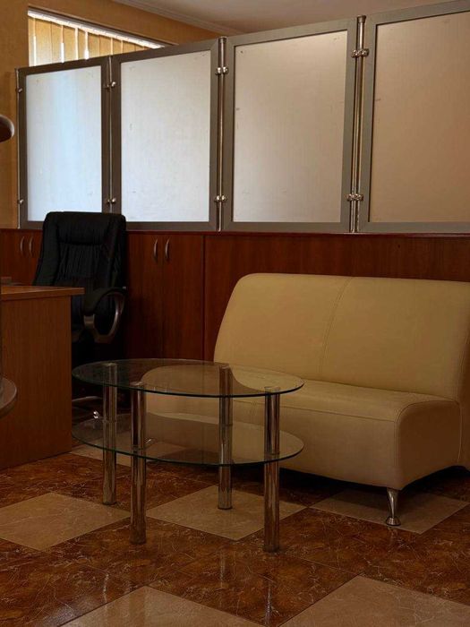 Оренда приміщення з меблями