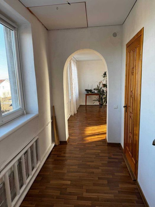 Двоповерховий будинок, 144 м², 6 соток, Пів-Захід, всі комунікації
