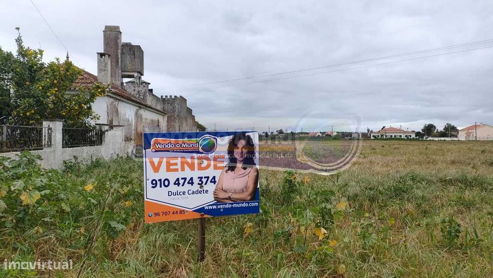 Terreno no Centro de Marinhais (M638)