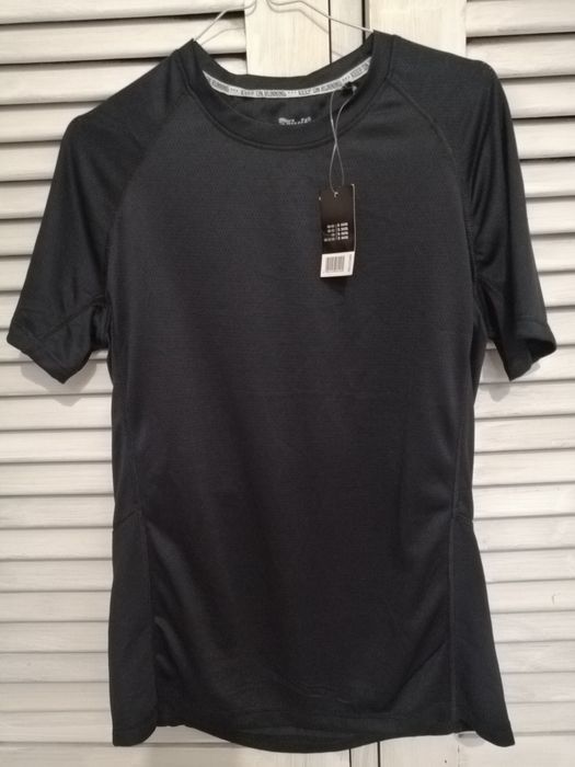 T-shirt fitness Crivit São Sebastião •