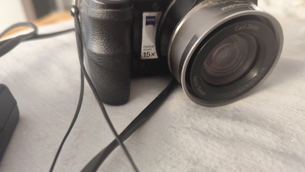 Câmera fotográfica Sony dsc-h7