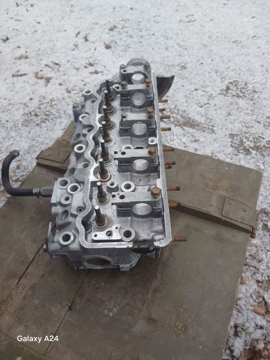 Головка блоку циліндра до  4D68D  Mitsubishi Lancer