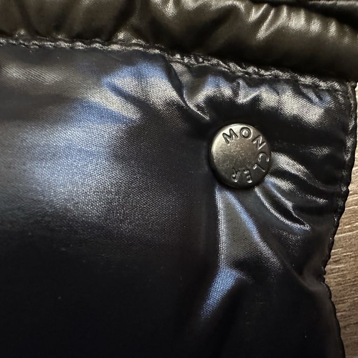 Куртка жіноча  moncler Alpin