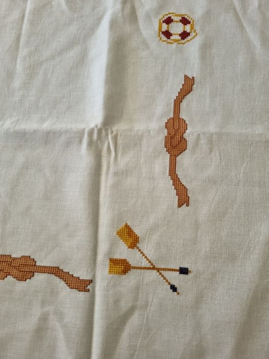 Toalha de mesa de ponto cruz