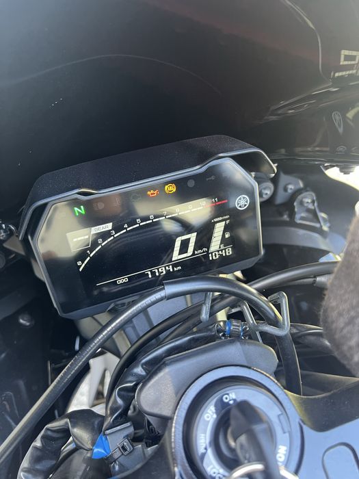 Yamaha YZF R7 - Dentro da garantia