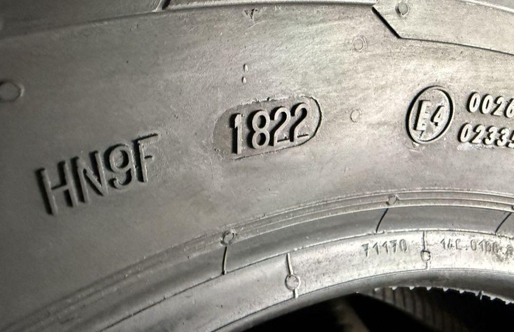 215/75/16С Continental ContiVanContact 100 2шт 8,5мм шини резина