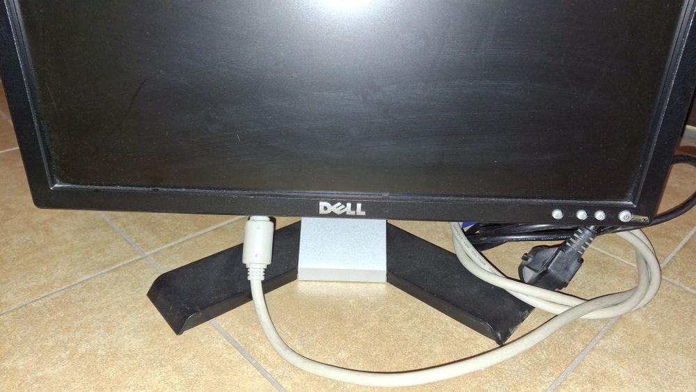 Monitor  DELL 19"