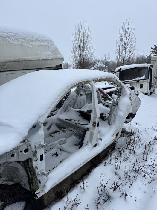 Кузов З Документами  Skoda a5 Шкода а5 1.6 Бензин