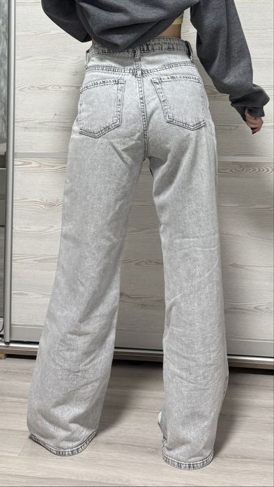 Джинси в кольорах