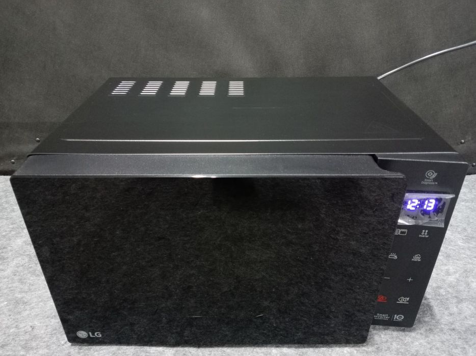 Мікрохвильовка LG