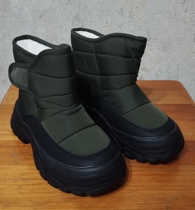 РОЗПРОДАЖ Зимові дитячі ботинки на флісі 26р,29 р