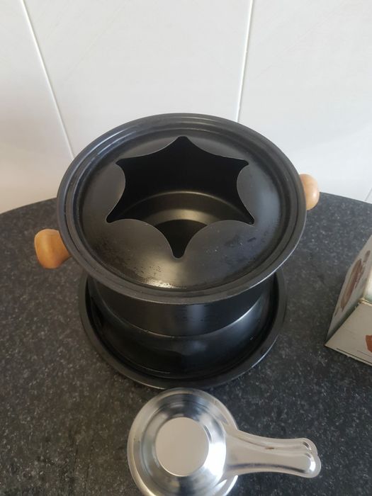 Servico fondue em metal