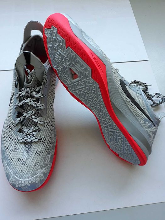 BASKETBALL - Nike Zoom Crusader profissionais para o n.º 46 - NOVAS