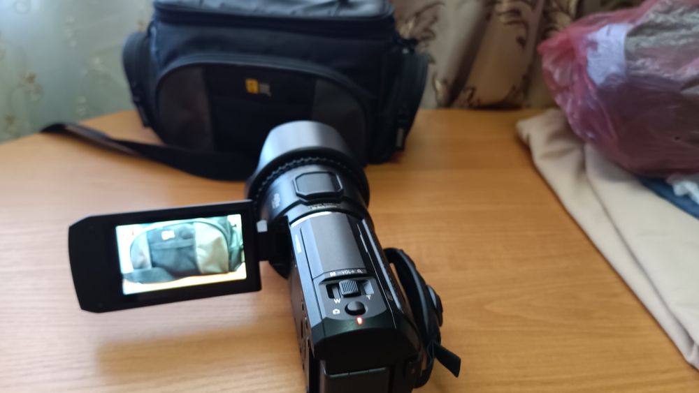 Видеокамера Panasonic hc- v 800.