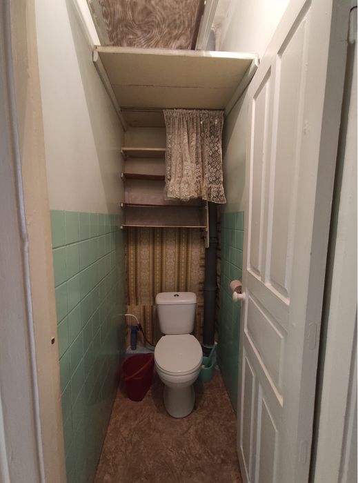 Продаж 2- кімн. квартири на Сурікова Терновский