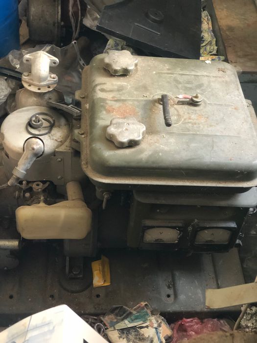 Генератор армійський