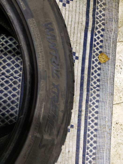 Cena za 2 Opony zimowe 235/45r18 VREDESTEIN