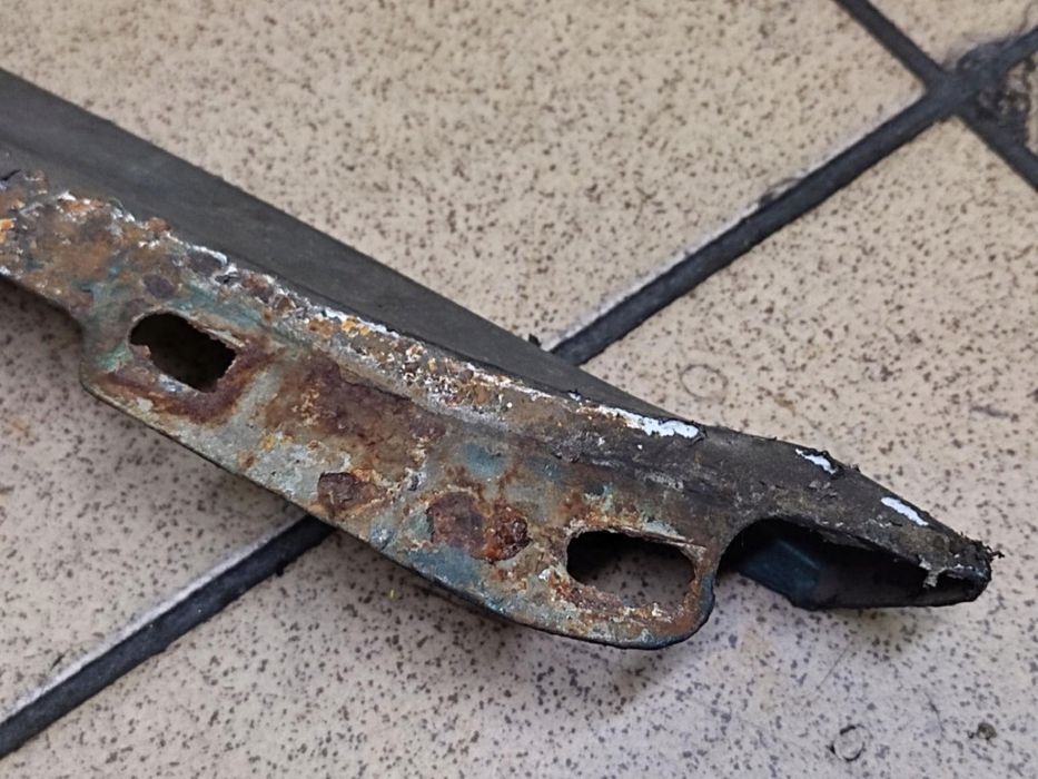 bmw e36 compact atrapa grill