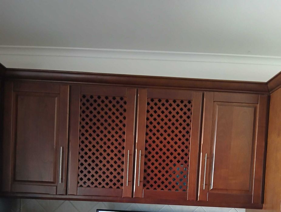 Móvel Cozinha com Tampo em Pedra