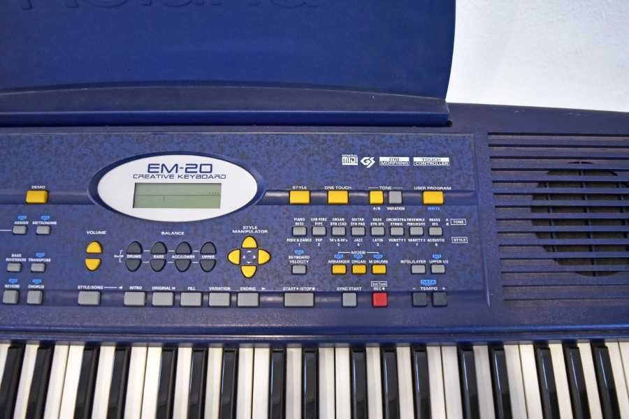 Órgão eletrónico Roland EM-20