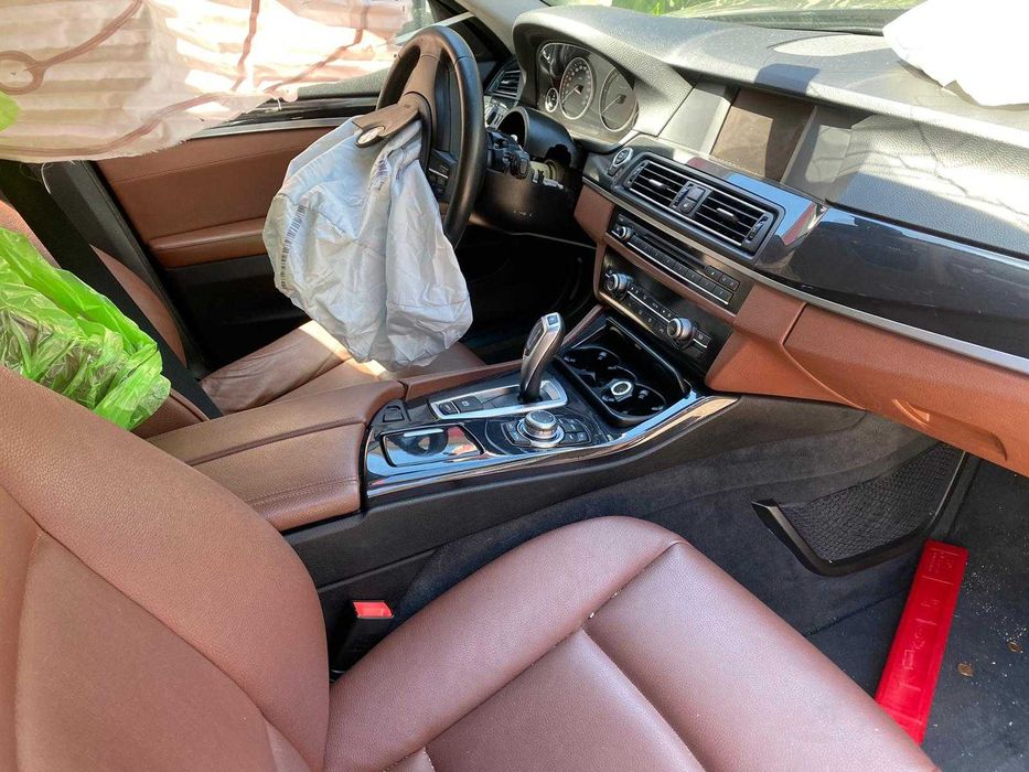 BMW Serie 5 520D de 2011 - para peças