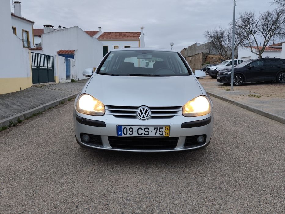 VW Golf V 2.0 TDI Topo de Gama • Teto Abrir • Bola de Reboque • 319 00