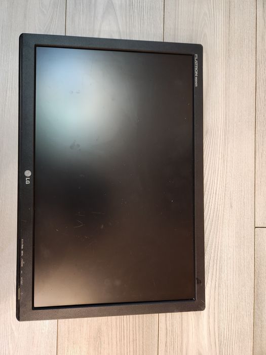 Монитор LG W2042S-BF