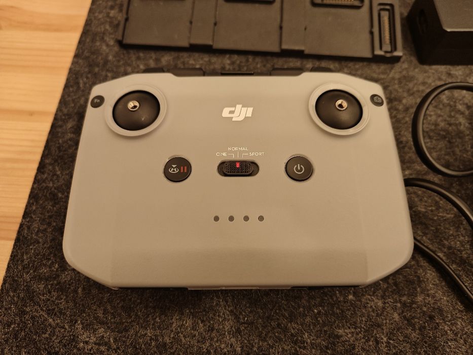 Drone DJI Air 2S - Fly More Combo