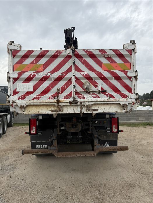 Daf 510Cv com grua e bascula