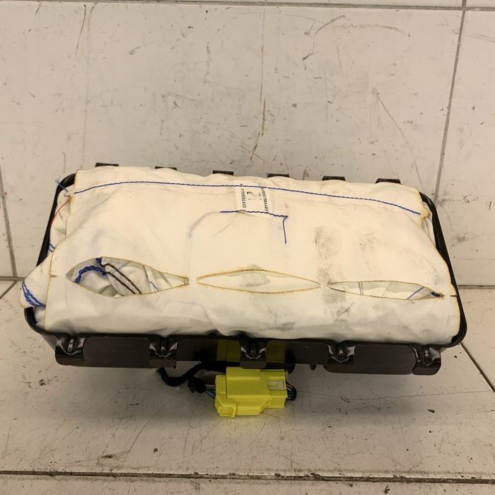 Airbag Prawy Pasażera Poduszka W Konsolę Dodge Ram V 1500 Limited 22R