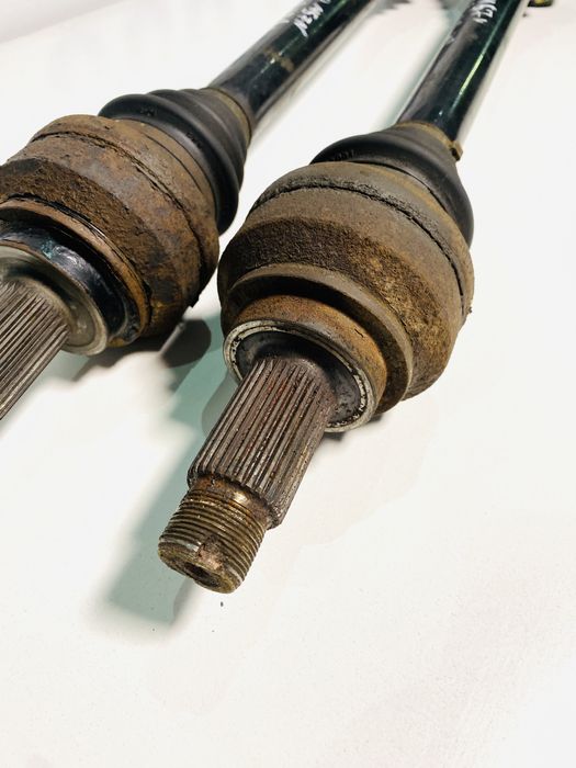 Полуось BMW E60 E61 M57n M57n2 2.5 3.0 Дизель Полуосі Шрус Граната