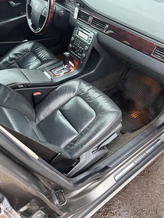 Volvo v70 d5 185km