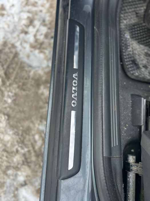 Авто Volvo V50 2009 рік