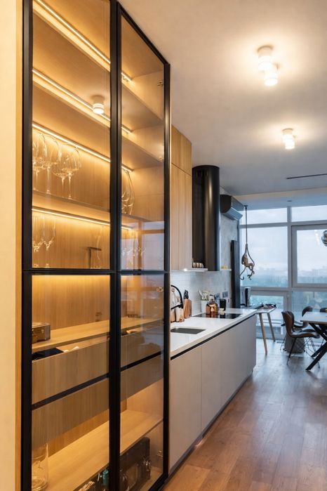 Меблі під замовлення: Кухні, Шафи, Гардеробні. Досвід 20 років