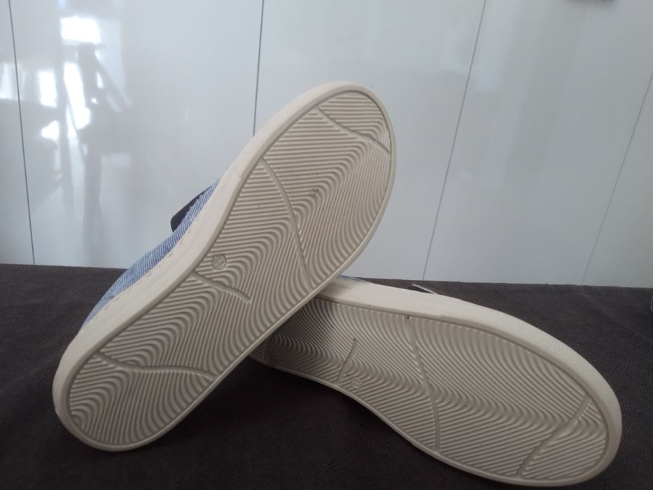 Vendo sapatos de verão unisexo criança Metro