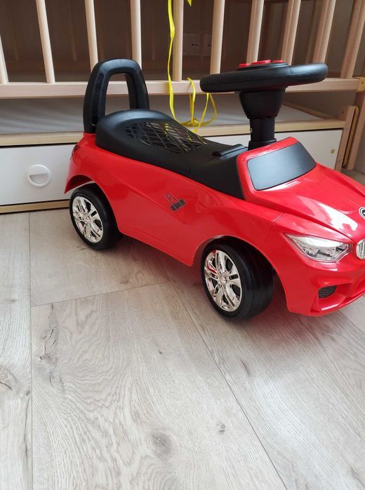 толокар красный bmw детская машина со спинкой с багажником