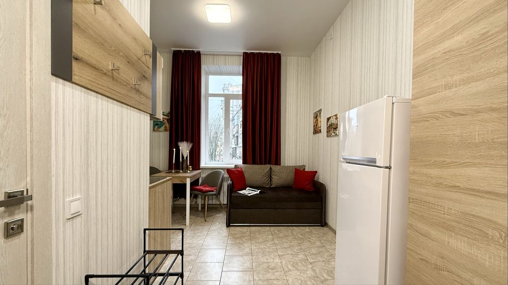 Студія подобово біля набережної/ метро Левада