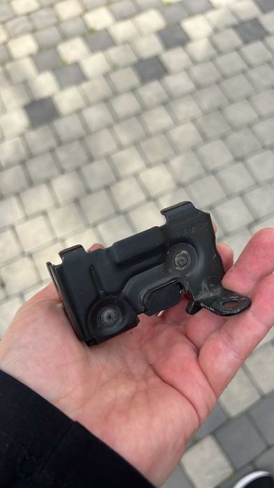 Mercedes A2048800260 запор капота замок привод замка капота без троса