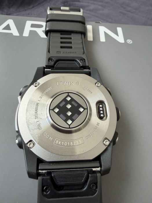 Смарт часы Garmin Fenix 8 51mm AMOLED Sapphire Titanium with Chestnut Leather Band