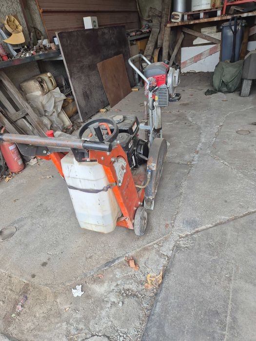 Máquina de cortar asfalco e betão