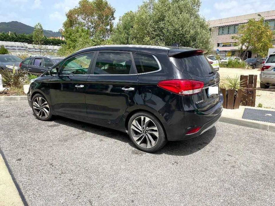 Kia carens 1.7 eco dynamics