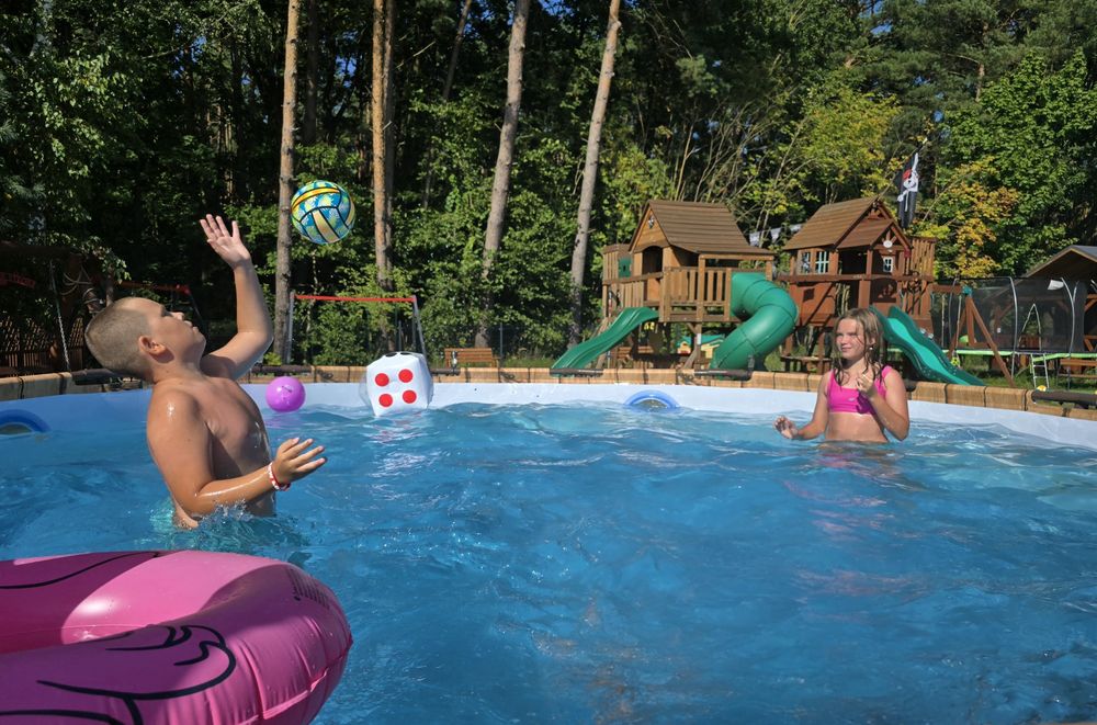 Domki letniskowe, basen, plac zabaw,  zwierzęta mile widziane