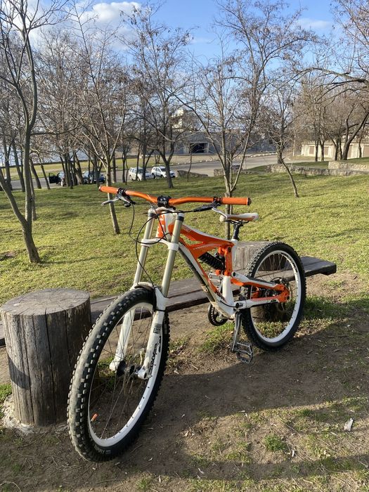 Прадам KTM Rathet 2011