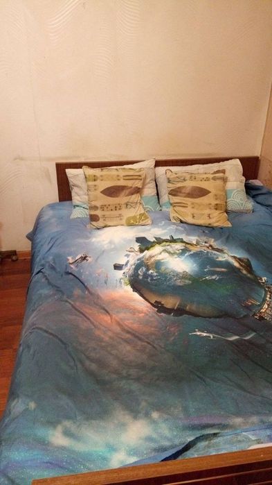 Від власника.  ЖД,  ЦЕНТР 3кімнатна  НОВОСТРОЙ річка поряд.